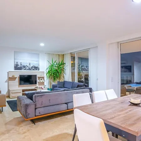 Villa 5 Bedroom - 1585 Kalkan