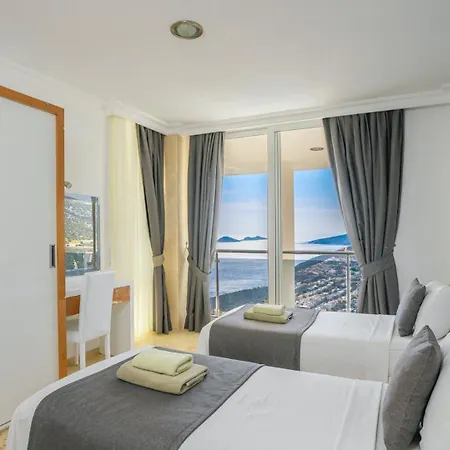 5 Bedroom - 1585 Villa Kalkan