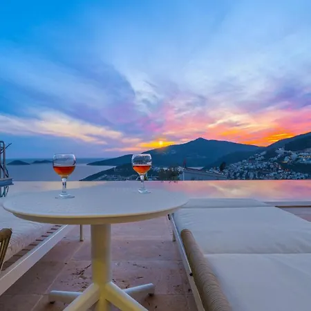 Villa 5 Bedroom - 1585