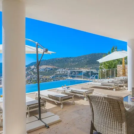 5 Bedroom - 1585 Villa Kalkan
